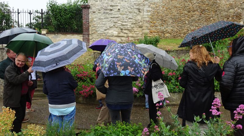 Dimanche 10 mai 2026, la fête au Jardin Médiéval fut pluvieuse et particulièrement intéressante